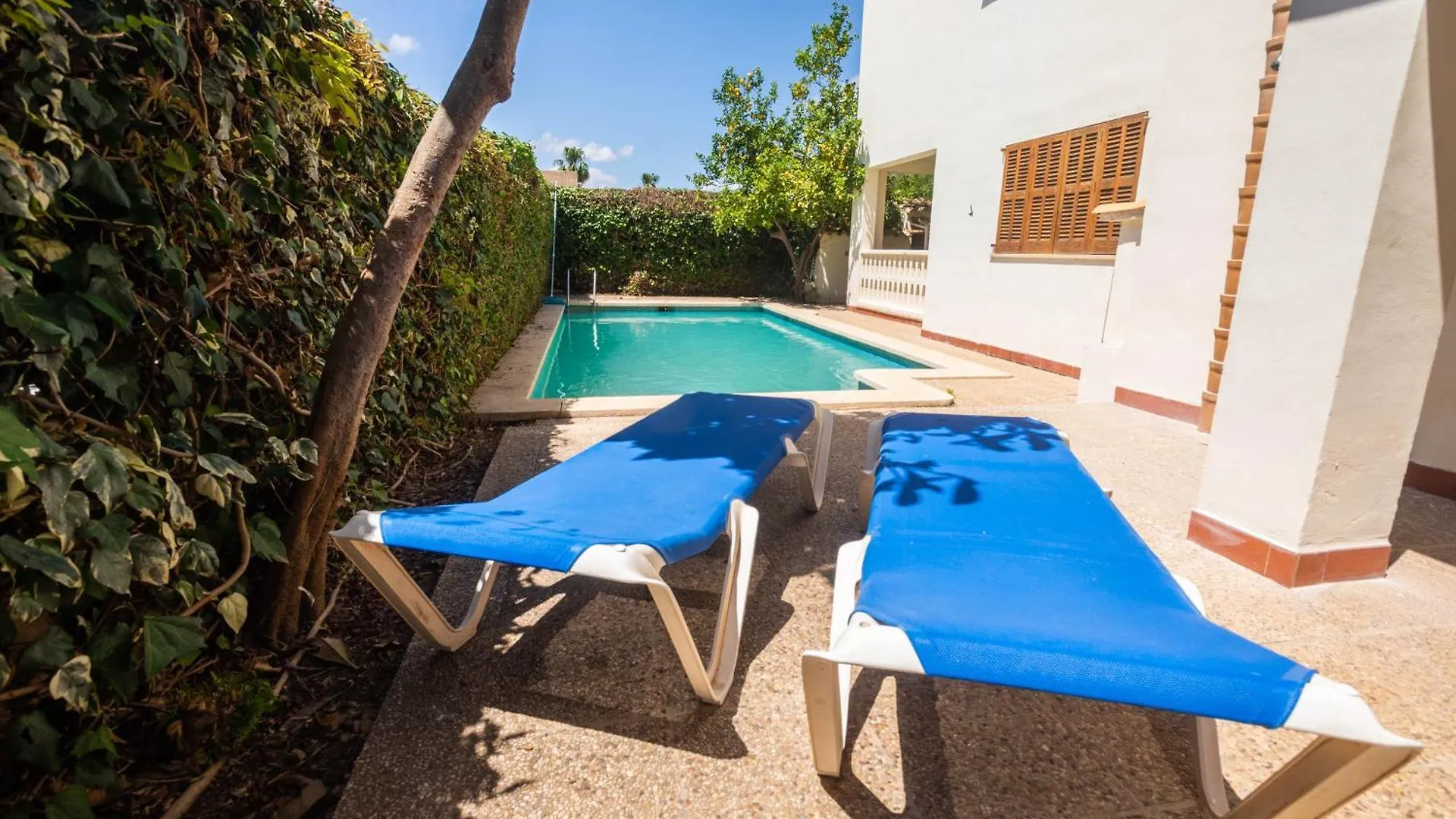 Sea Horse Oasis Apartment Playa de Muro  Spain