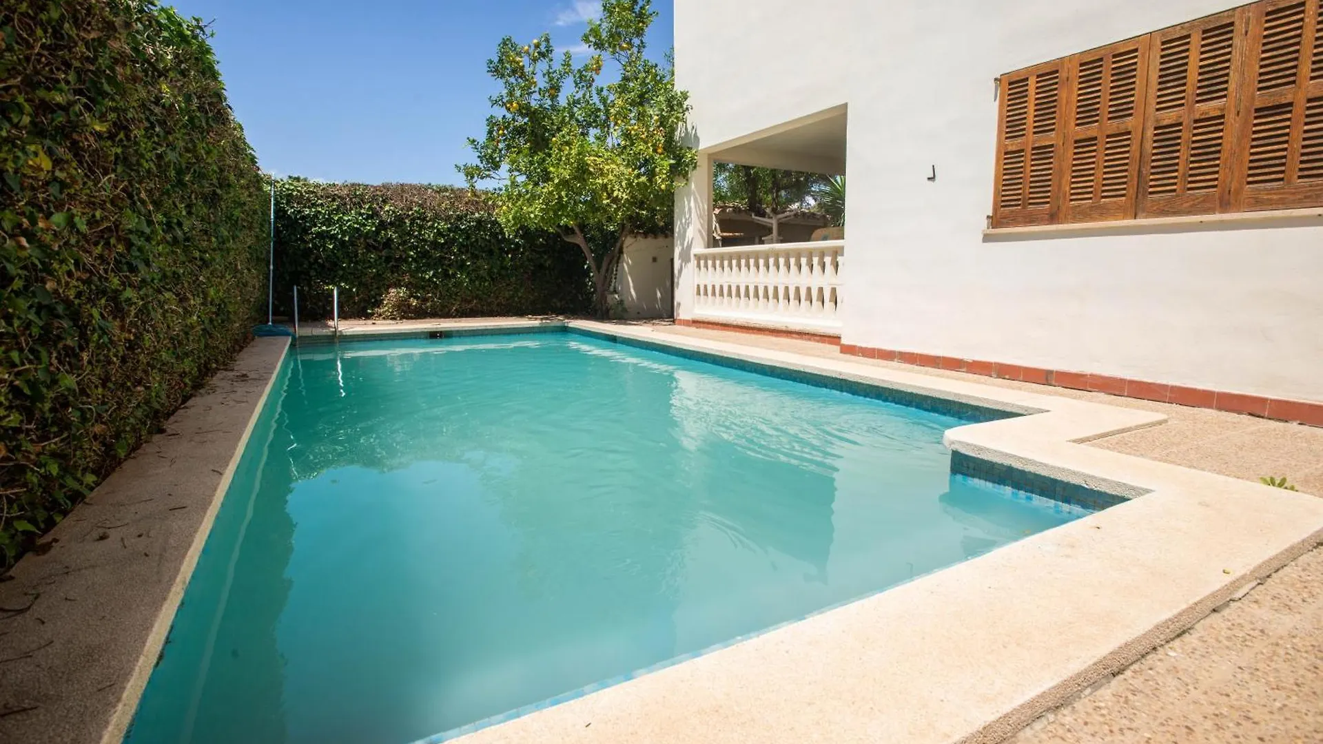 Sea Horse Oasis Apartment Playa de Muro  Spain